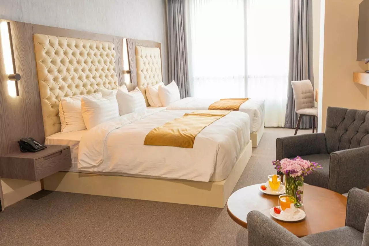 هتل نور حیات تهران